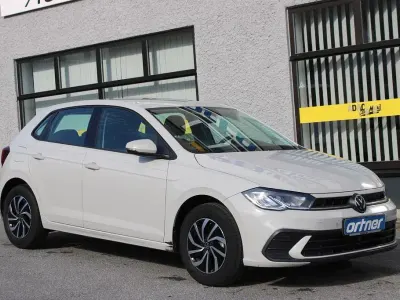 Używany VW Polo Life 95 KM (69 kW) 2022 Szary Hatchback