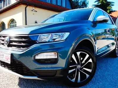 Gebraucht VW T-Roc IQ Drive 150 PS (110 kW) 2019 Petroleum blue (metallic) SUV
