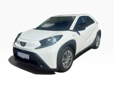 Gebraucht Toyota Aygo X 72 PS (52 kW) 2023 Weiß SUV