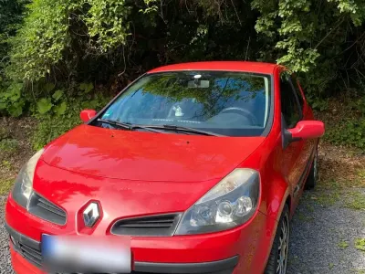 Gebraucht Renault Clio 101 PS (74 kW) 2008 Rot Kleinwagen