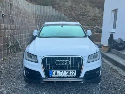 Używany Audi Q5 Sport 245 KM (180 kW) 2013 Biały SUV