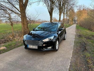 Usata Ford Focus 150 CV (110 kW) 2015 Nero Station wagon