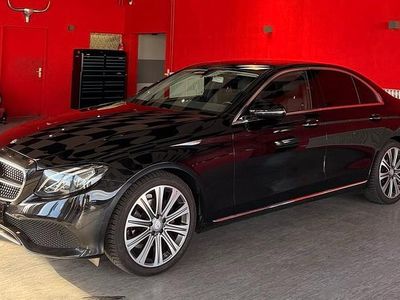 Gebraucht Mercedes E220 190 PS (139 kW) 2016 Schwarz Limousine