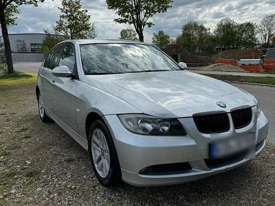 Gebraucht BMW 320 150 PS (110 kW) 2007 Silber Limousine