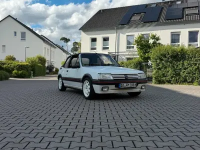 Gebraucht Peugeot 205 102 PS (75 kW) 1993 Weiß Cabrio