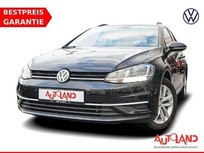 Gebraucht VW Golf VII 150 PS (110 kW) 2020 Deep black perleffekt Kombi
