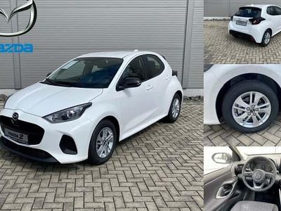 Weiß Gebraucht 2025 Mazda 2 Center-Line Limousine | 21.990 € (Guter Preis)