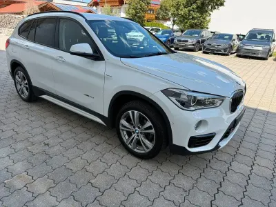Gebraucht BMW X1 Sport Line 150 PS (110 kW) 2016 Weiß SUV