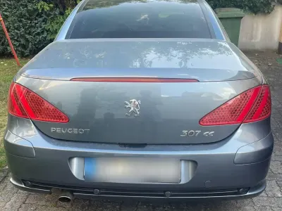 Gebraucht Peugeot 307 CC 135 PS (99 kW) 2004 Grau Cabrio