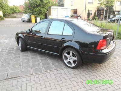 Gebraucht VW Bora 227 PS (166 kW) 2003 Schwarz metallic Limousine