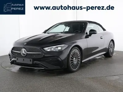 Gebraucht Mercedes 300 AMG 258 PS (189 kW) 2025 Obsidianschwarz (metallic) Cabrio