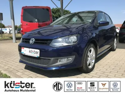 Gebraucht VW Polo Comfortline 86 PS (63 kW) 2011 Blau Kleinwagen