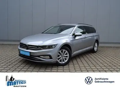 Gebraucht VW Passat Pro 150 PS (110 kW) 2023 Silber Kombi
