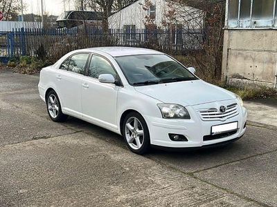 Weiß Gebraucht 2006 Toyota Avensis Terra Limousine | 2.790 € (Etwas zu teuer)