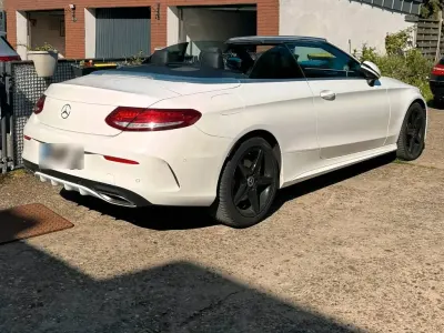Gebraucht Mercedes C250 AMG line 211 PS (155 kW) 2017 Weiß Cabrio