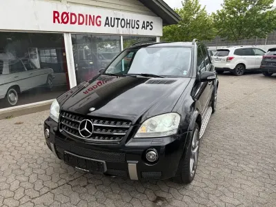 Używany Mercedes ML63 AMG AMG 510 KM (375 kW) 2007 Czarny SUV