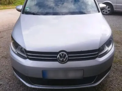 Gebraucht VW Touran 140 PS (102 kW) 2010 Silber Van / Kleinbus