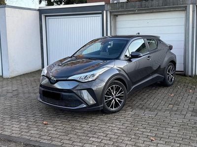 Grau Gebraucht 2022 Toyota C-HR SUV | 18.500 € (Superpreis)