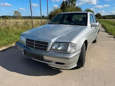 Mercedes C180