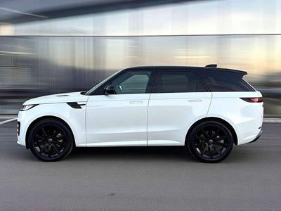 Second-hand Land Rover Range Rover Sport HSE Dynamic 300 CP (220 kW) 2023 Alb SUV