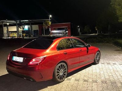 Gebraucht Mercedes C300 AMG line 258 PS (189 kW) 2018 Rot Limousine