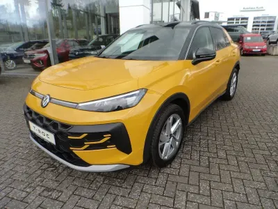 Gebraucht VW T-Roc Life 150 PS (110 kW) 2025 Gelb SUV