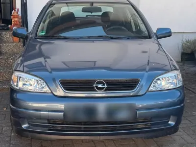 Gebraucht Opel Astra 101 PS (74 kW) 1998 Blau Kleinwagen