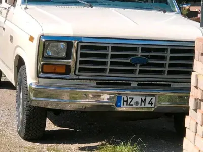 Gebraucht Ford F-150 170 PS (125 kW) 1986 Weiß Pickup