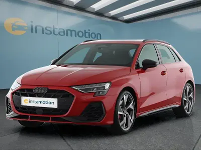Gebraucht Audi S3 Sportback 333 PS (244 kW) 2025 Rot Kleinwagen