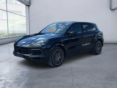 Używany Porsche Cayenne Sport 441 KM (324 kW) 2018 Niebieski SUV