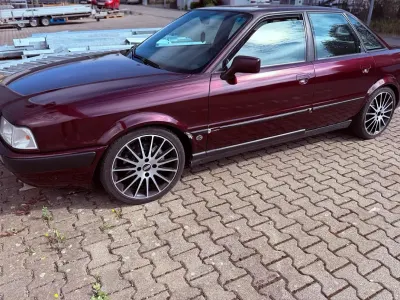 Gebraucht Audi 80 133 PS (97 kW) 1993 Rot Limousine