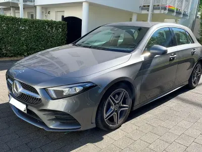 Gebraucht Mercedes A200 AMG line 150 PS (110 kW) 2019 Grau Limousine