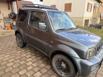 Second-hand Suzuki Jimny Club 86 CP (63 kW) 2006 Gri SUV