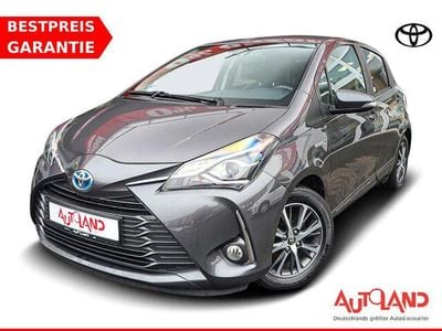 Gebraucht Toyota Yaris Hybrid 101 PS (74 kW) 2019 Grau Kleinwagen