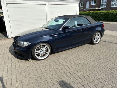 gebraucht BMW 123 Cabriolet d Blau Metallic PDC Navi Sitzheizung M Lenkrad