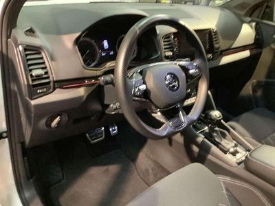 Weiß Gebraucht 2021 Skoda Karoq SportLine SUV | 22.555 € (Guter Preis)