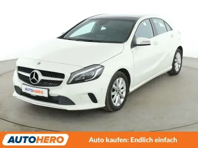 Gebraucht Mercedes A180 Style 122 PS (89 kW) 2017 Weiß Limousine