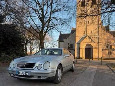Silber Gebraucht 1998 Mercedes CLK200 Coupé | 2.299 € (Teuer)