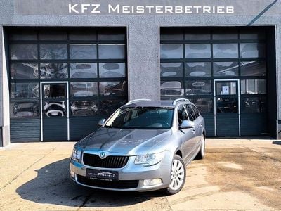 Gebraucht Skoda Superb Elegance 170 PS (125 kW) 2010 Grau Kombi