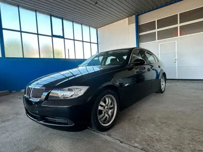 Gebraucht BMW 325 Sport Line 218 PS (160 kW) 2005 Schwarz Limousine