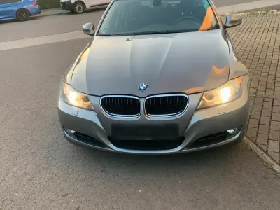 Gebraucht BMW 320 170 PS (125 kW) 2008 Grau Kombi