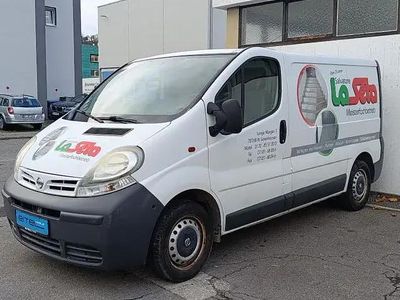 Second-hand Nissan Primastar 82 CP (60 kW) 2005 Alb Monovolum