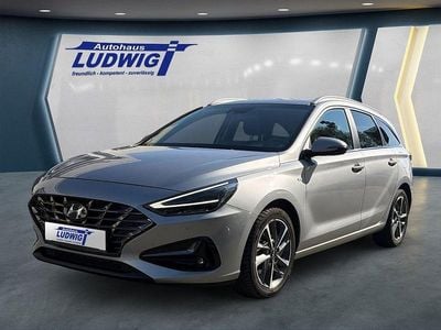 Gebraucht Hyundai i30 Prime 159 PS (116 kW) 2024 Shimmering silver Kombi