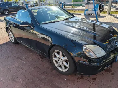 Gebraucht Mercedes SLK200 163 PS (119 kW) 2001 Schwarz Cabrio
