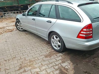 Mercedes C220