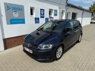 Gebraucht VW Golf VII Comfortline 110 PS (80 kW) 2014 Blau Limousine
