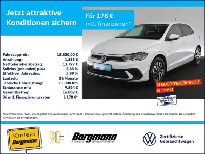 Gebraucht VW Polo Active 95 PS (69 kW) 2023 Weiss / pure white Kleinwagen