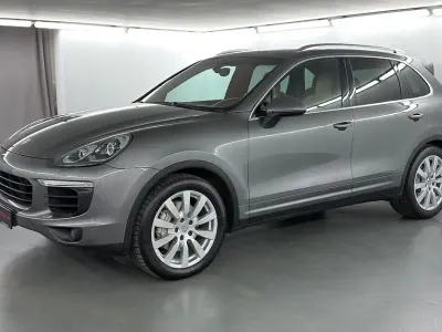 Gebraucht Porsche Cayenne 385 PS (283 kW) 2015 Grau SUV