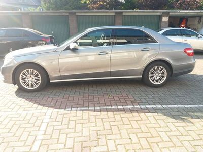 Mercedes E300