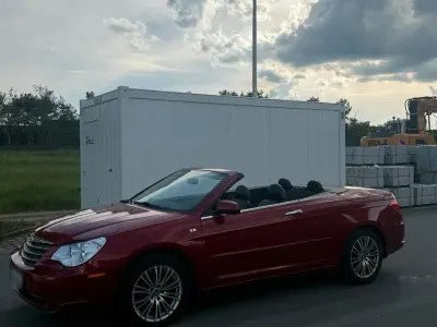 Usado Chrysler Sebring Cabriolet 140 CV (102 kW) 2009 Rojo Descapotable